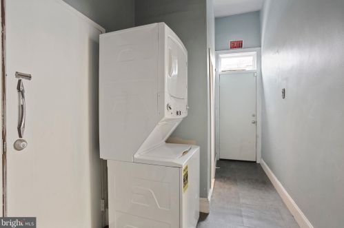 1146 Mckean St, Philadelphia PA  19148-2214 exterior