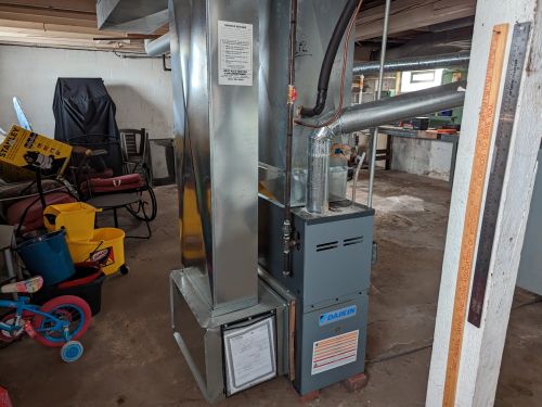 9416 Orchard St, Milwaukee WI  53214-4162 exterior