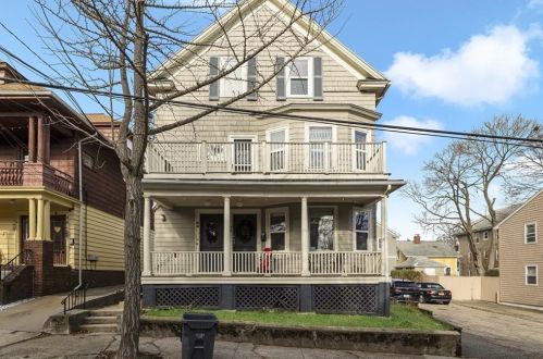 84 11th St, Providence RI 02906-2912 exterior