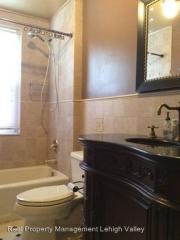 229 Goepp St, Bethlehem PA  18018-3811 exterior