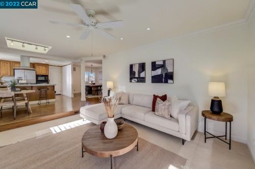 760 Citrus Ave, Concord CA  94518-2339 exterior