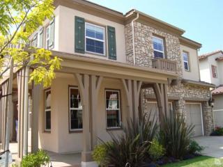 1551 Viewpoint Dr, Oxnard CA  93035-2157 exterior