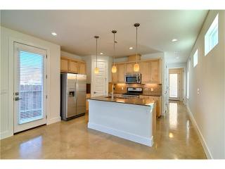 3723 Munson St, Austin TX  78721-2416 exterior