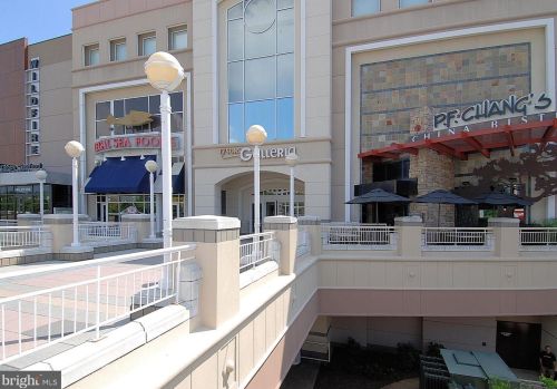 8370 Greensboro Dr, Mc Lean VA  22102-3515 exterior