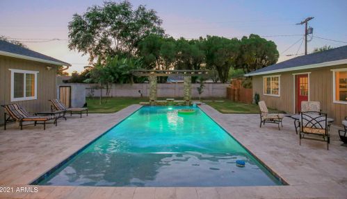 7828 13th Ave, Phoenix, AZ 85021-7122