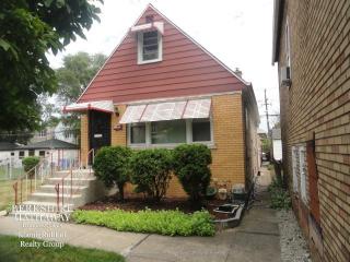 8021 Coles Ave, Chicago IL  60617-1626 exterior