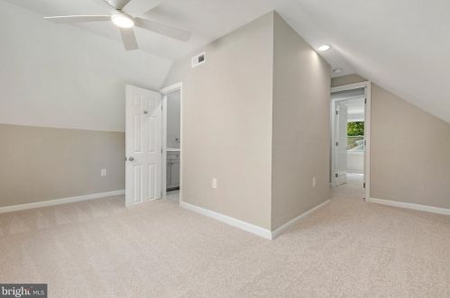 13210 Midway Ave, Rockville MD 20851-1813 exterior