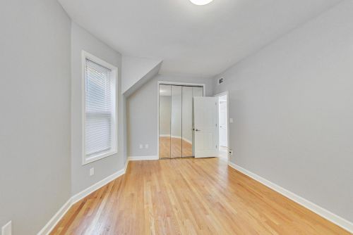 2623 Monticello Ave, Chicago IL 60618-5321 exterior