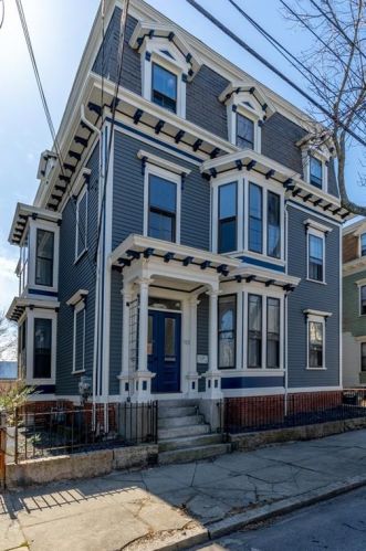 90 Chapin Ave, Providence RI 02909-1724 exterior