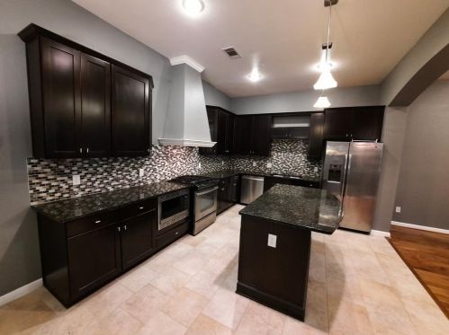 8627 Calvin Rd, Irving TX  75063-3935 exterior