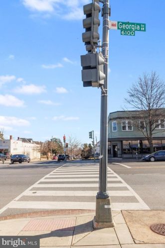 1000 Rittenhouse St, Washington DC  20011-1125 exterior