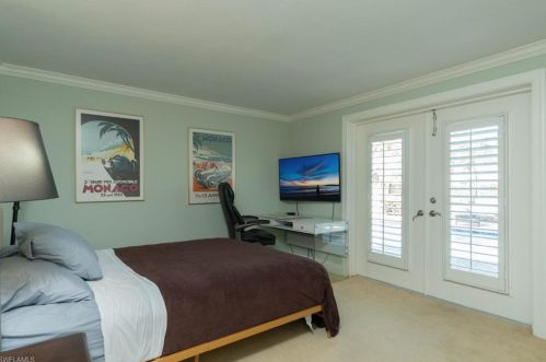 2120 Shad Ct, Naples FL exterior