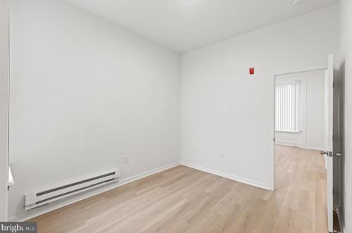 1602 17 St, Philadelphia PA 19132-3930 exterior