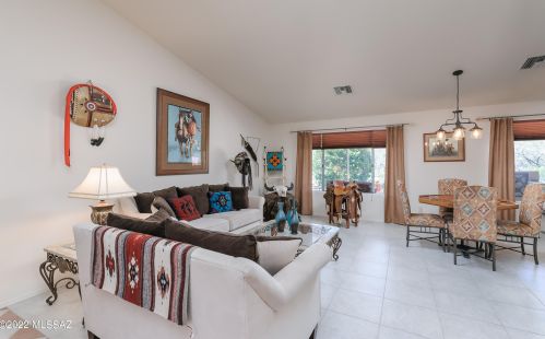 38168 Silverwood Dr, Tucson AZ 85739-1003 exterior