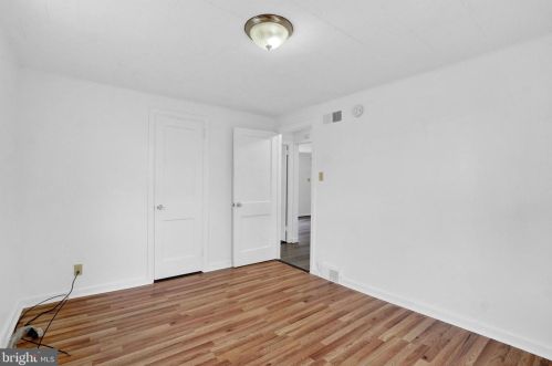 1358 Orch St, Lancaster PA 17601-4038 exterior