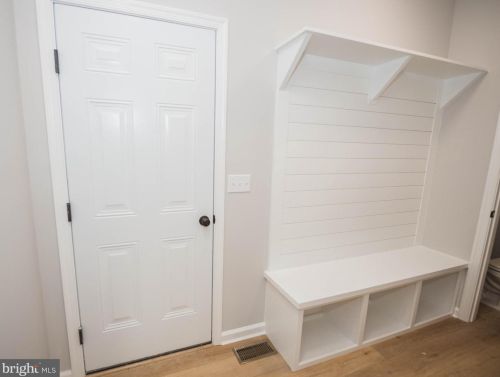 10676 Stewart Nck Rd, Princess Anne MD 21853-2816 exterior