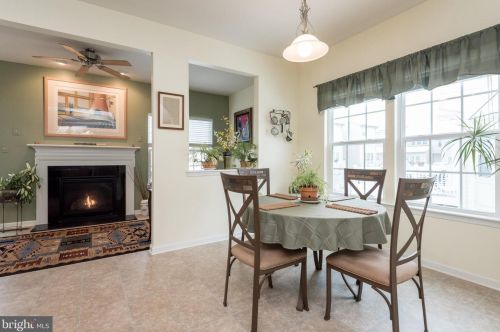 933 Hopkins Cor, Glen Burnie MD 21060-8452 exterior