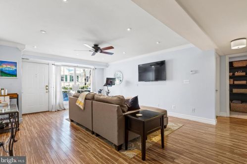 5250 Maris Ave, Alexandria VA exterior