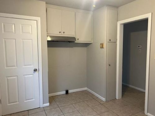 4033 39th St, Milwaukee WI  53216-1640 exterior