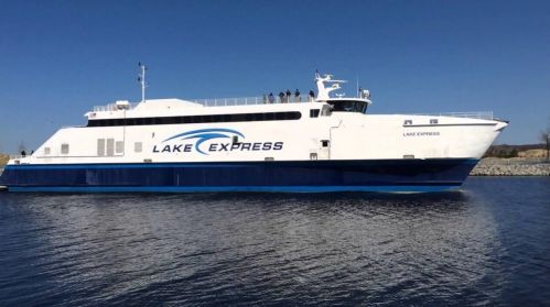 1661 Ruddiman Dr, Meskegon MI 49445-3041 exterior