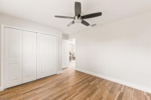 5301 21 Pl, Naples FL 34116-6863 exterior