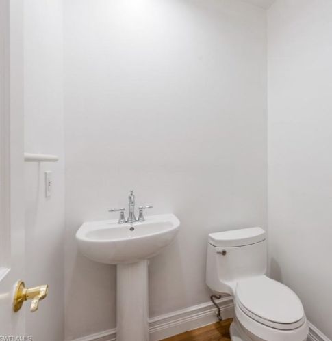 166 Colonade Cir, Naples FL 34103-8712 exterior