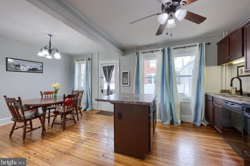 258 Ross St, Lancaster PA 17602-1940 exterior