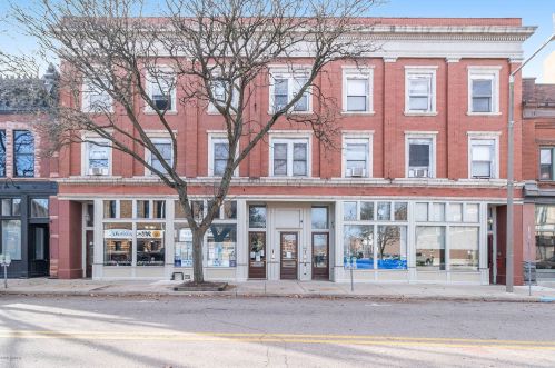 313 Burdick St, Kalamazoo MI  49007-3937 exterior