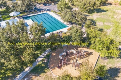 405 Cisco Cv, Cedar Park TX 78613-4886 exterior