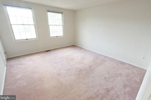 7800 Havenside Ter, Rockville MD 20855-2261 exterior