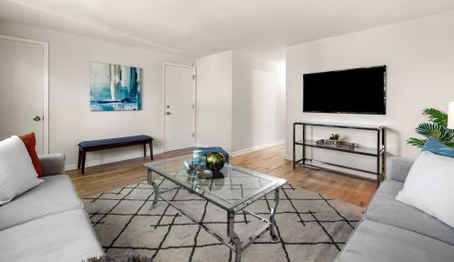 464 Artesian Ave, Chicago IL 60629-1210 exterior