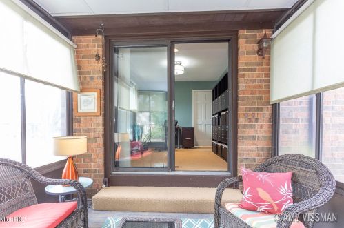 2335 Radcliff Vlg Dr, Grand Rapids MI 49546-5758 exterior