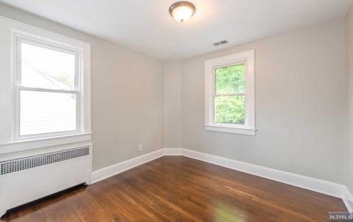 765 Salem St, Teaneck NJ 07666-5321 exterior