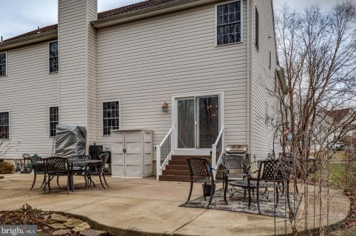 28 Tynemouth Dr, Lumberton Township NJ 08048-5801 exterior