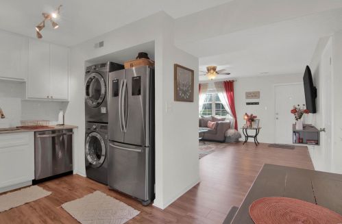 1601 Oriole Ln, Saint Louis MO 63144-1110 exterior