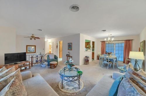 19 Starhaven Ave, Middletown NY 10940-4617 exterior