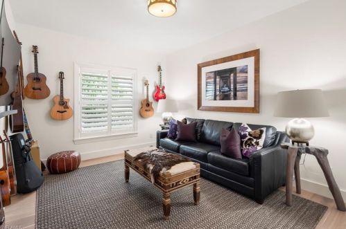 2160 Kingfish Rd, Naples FL 34102-1535 exterior