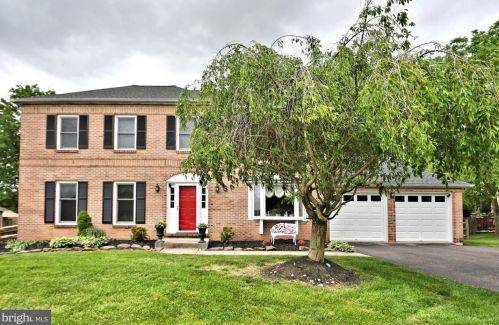 1667 Potter Dr, Pottstown, PA 19464-2978