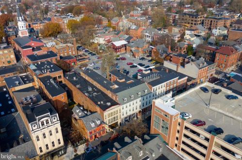 153 King St, Lancaster PA 17602-2812 exterior