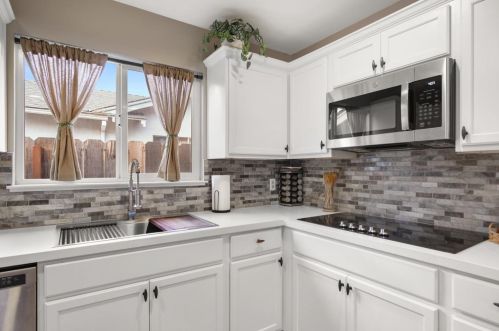 2160 Denair Ave, Turlock CA  95382-1822 exterior