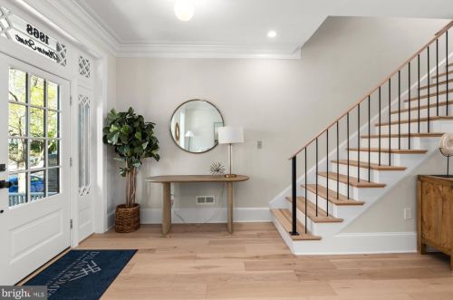 1868 Monroe St, Washington DC  20018-2736 exterior