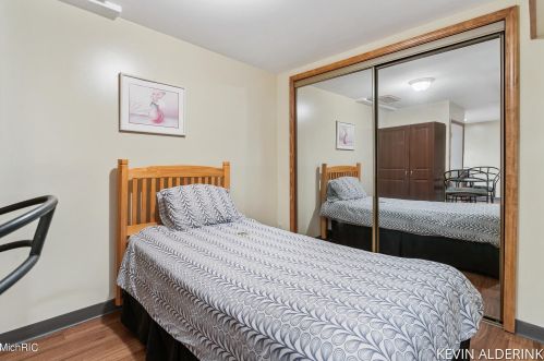 1892 56th St, Fennville MI 49408-8508 exterior