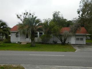 5335 6th St, Zephyrhills FL  33542-4005 exterior