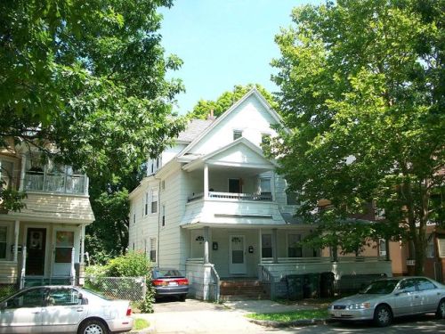 70 Alderman St, Springfield, MA 01108-2121