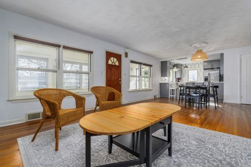 2318 Frederick Ave, Kalamazoo MI  49008-1625 exterior