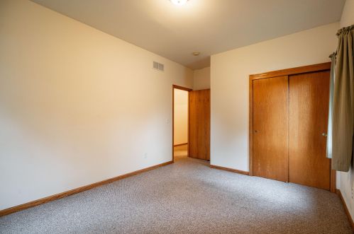 2269 Mangold Ave, Milwaukee WI 53221-4949 exterior