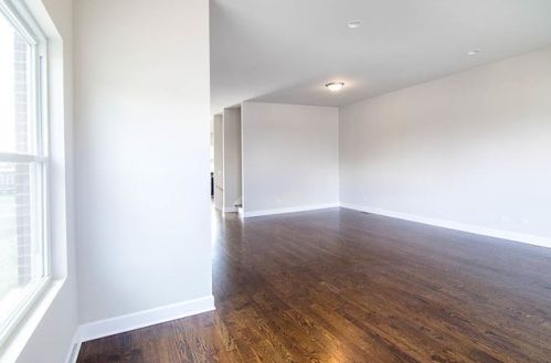 3642 Artesian Ave, Chicago IL  60618-4708 exterior