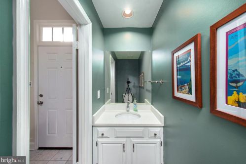 3604 Reservoir Rd, Washington DC  20007-2338 exterior