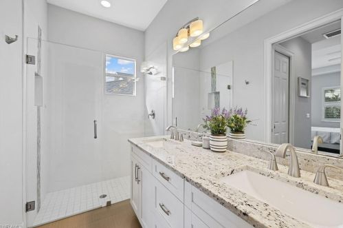 772 94 Ave, Naples FL 34108-2449 exterior