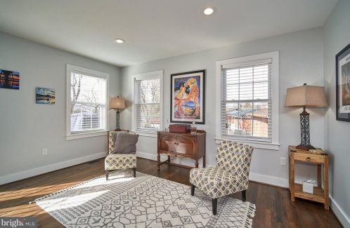 4058 Taney Ave, Alexandria VA 22304-2438 exterior